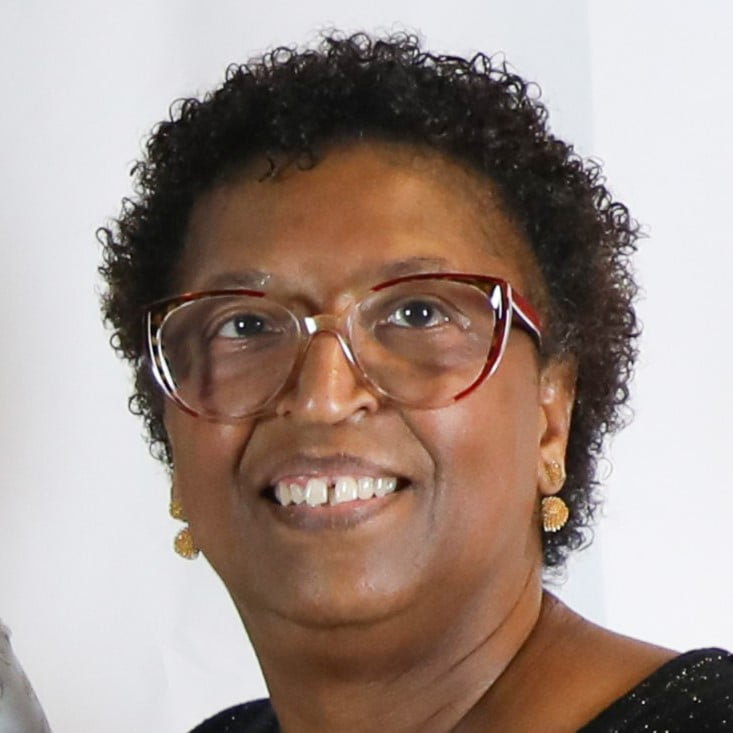 Headshot of Ms Lynn Kee